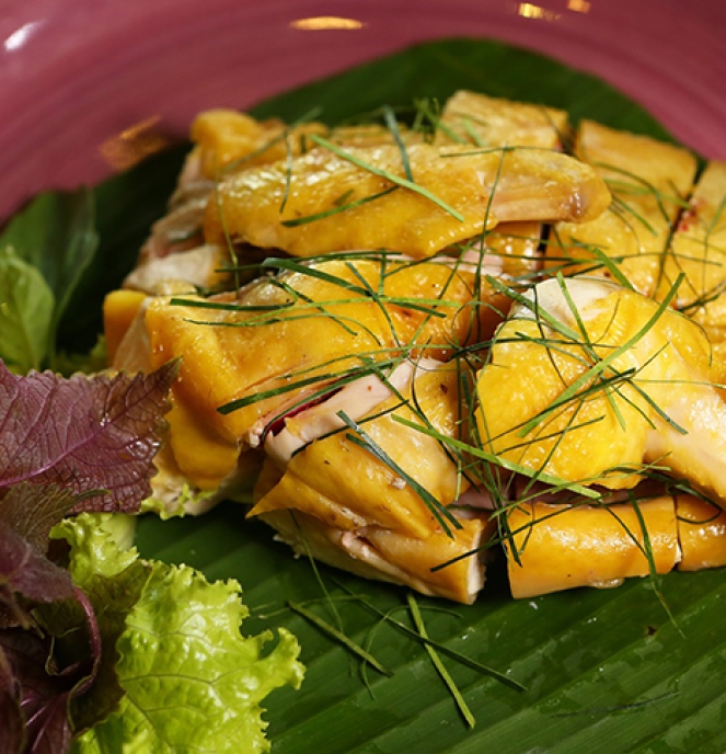 Gà Hấp Lá Chanh